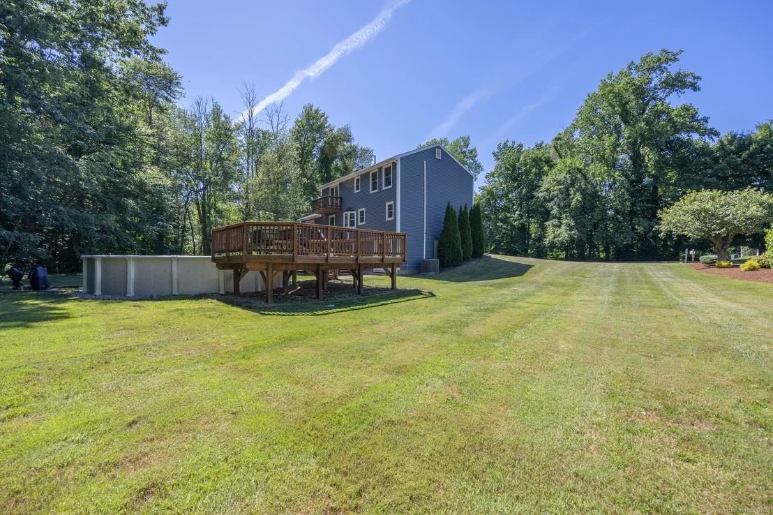 Photo of 79 Vineyard Drive