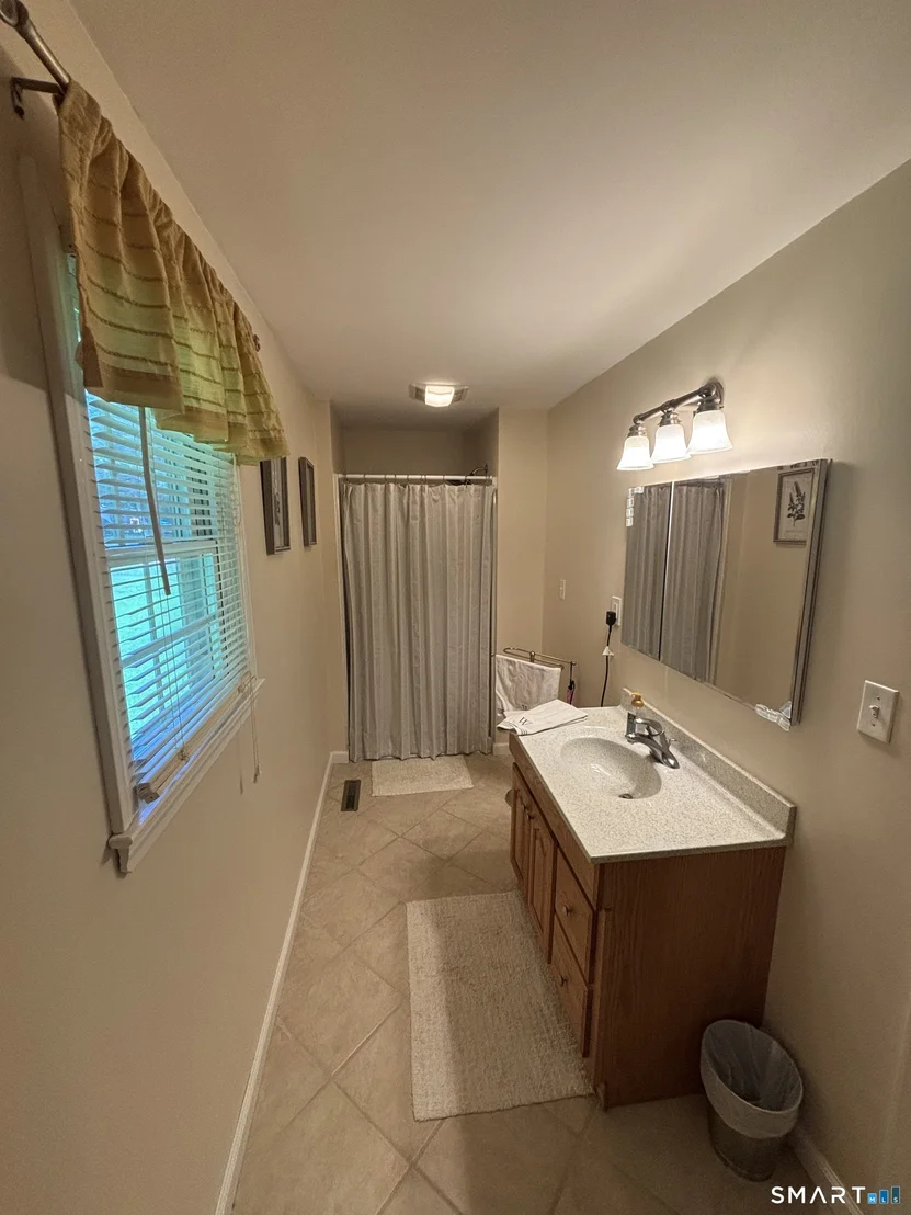 Photo of 5 Insalaco Drive