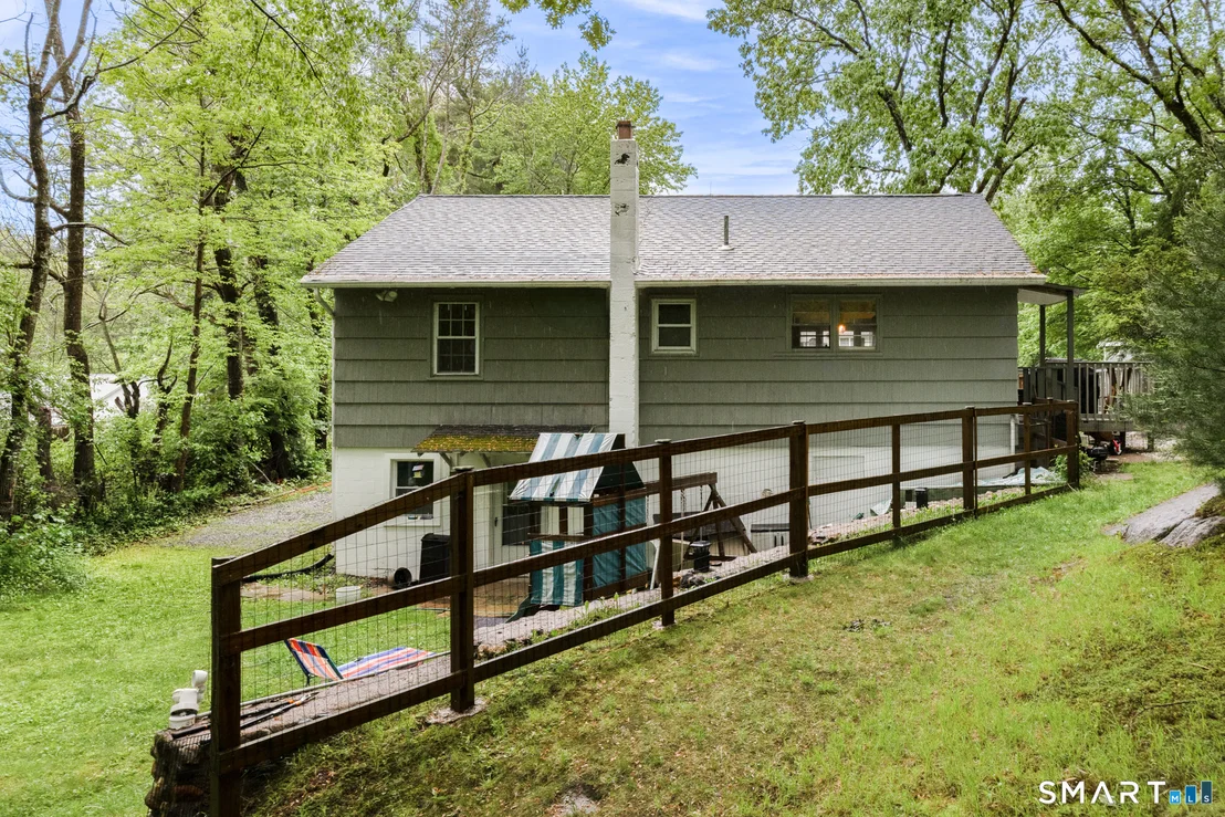 Photo of 1166 Spindle Hill Road