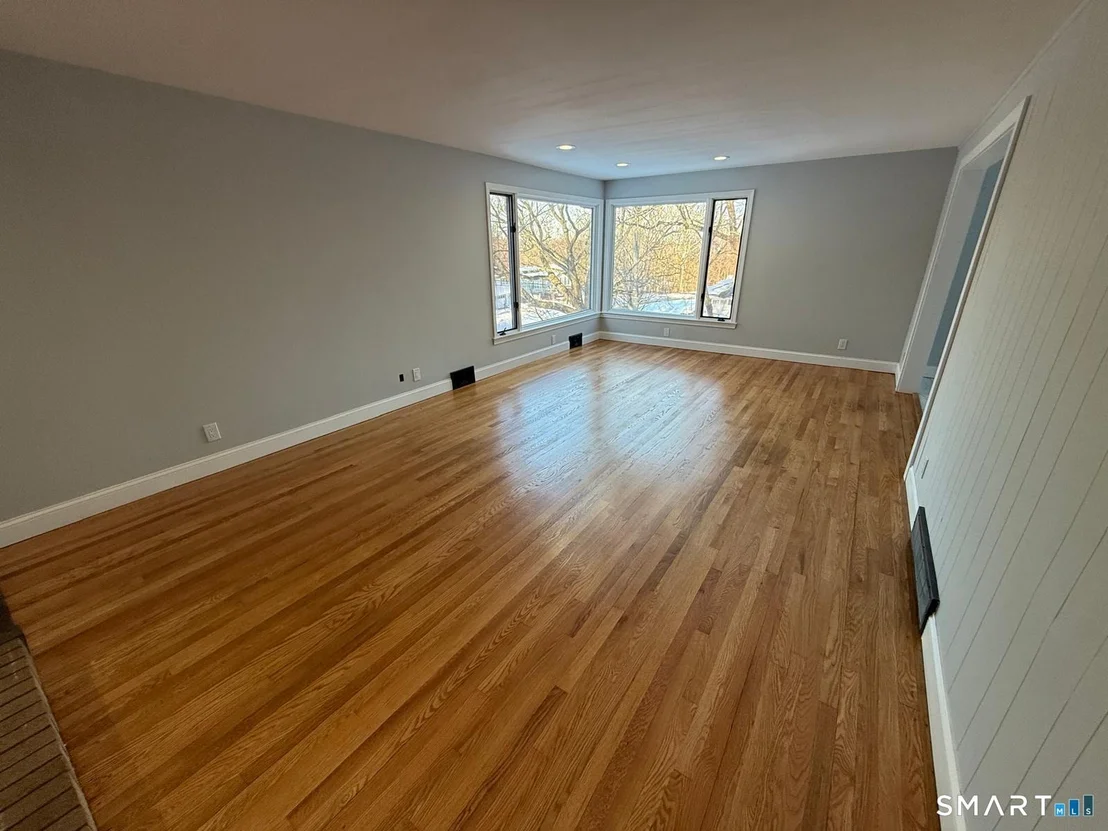 Photo of 46 Bracewood Road
