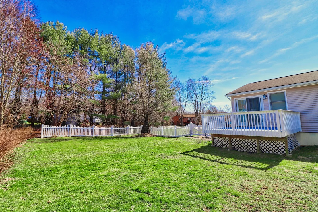 Photo of 237 Bradford Road