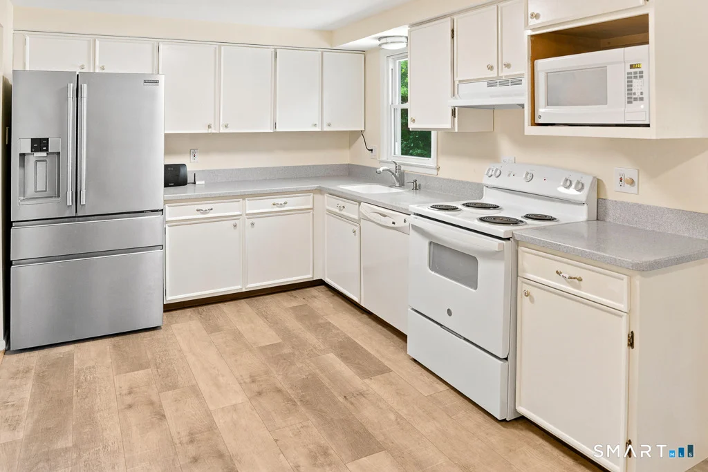Photo of 9 Whitewood Road