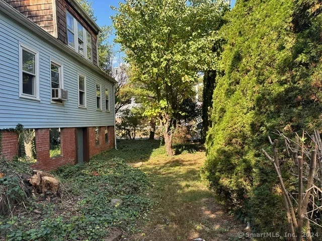 Photo of 85 Masonic Avenue