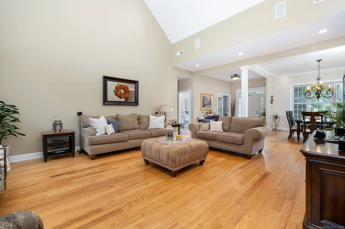 Photo of 154 Cascade Ridge
