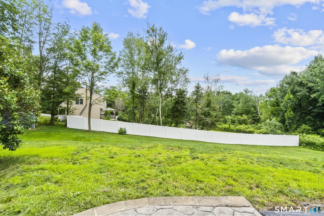 Photo of 11 Huntington Drive