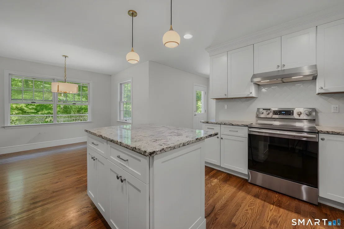 Photo of 10 Whitman Lane