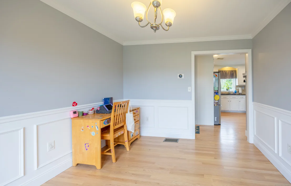 Photo of 178 Empress Drive