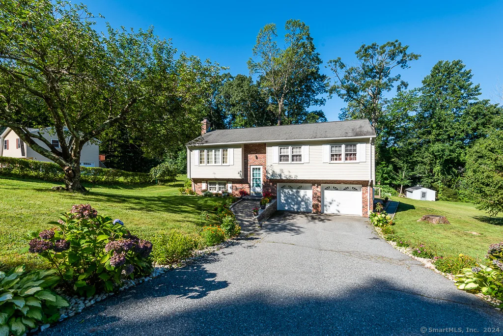 Photo of 11 Wayne Drive