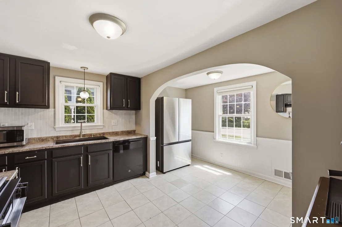 Photo of 124 Jordan Lane