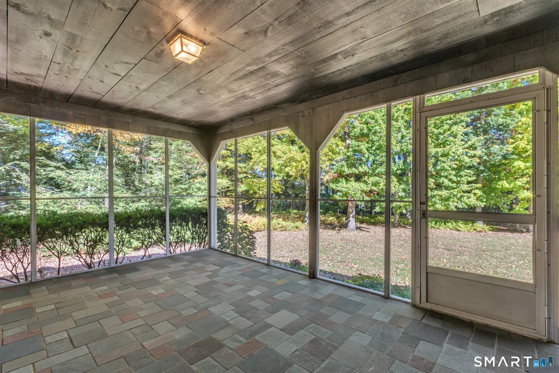Photo of 77 Bridle Path Drive