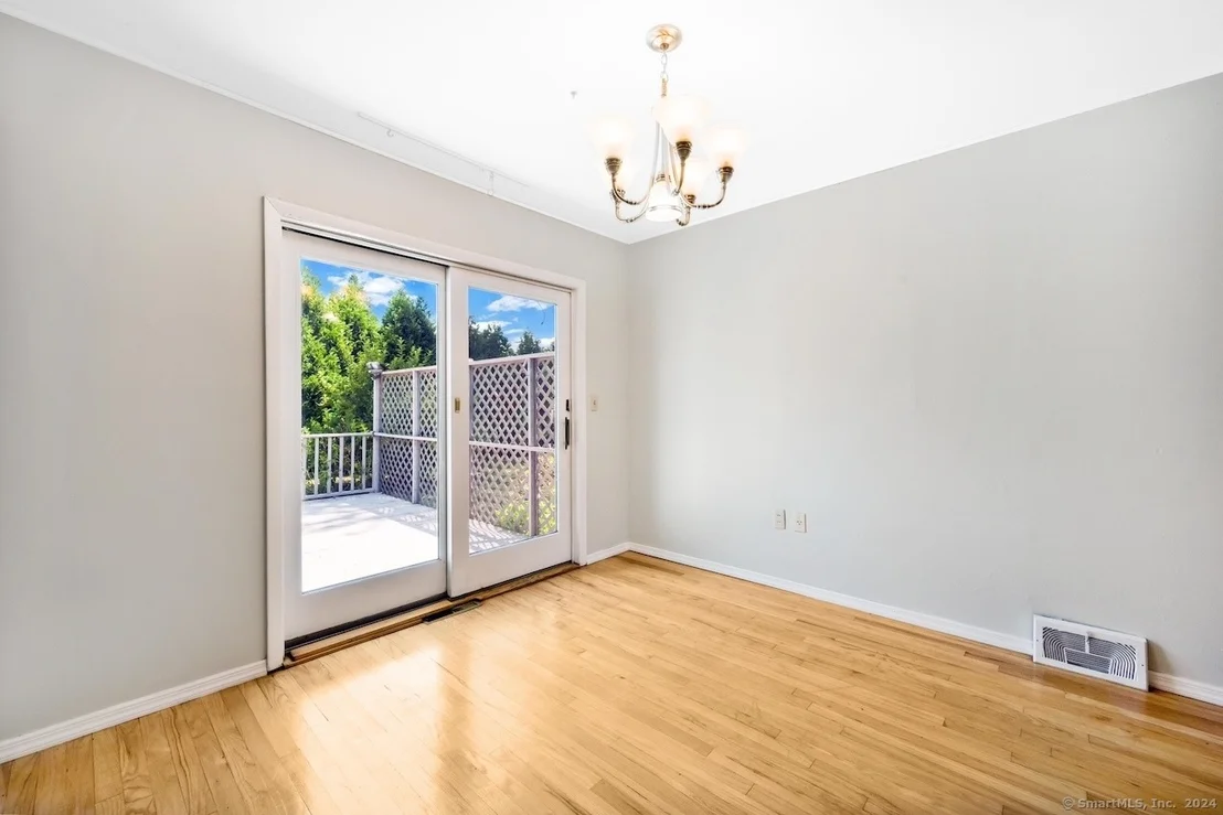 Photo of 39 Niles Drive