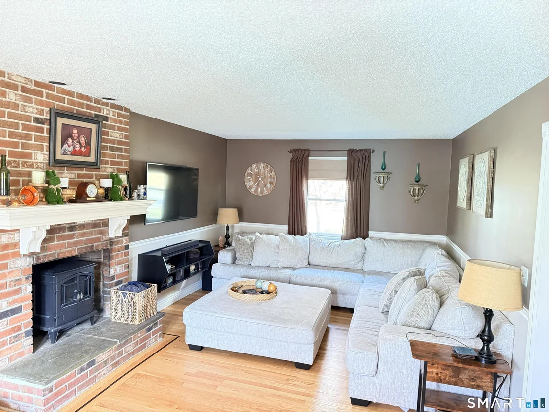 Photo of 211 Robbins Road