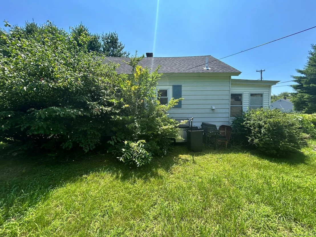 Photo of 2 Collins Road