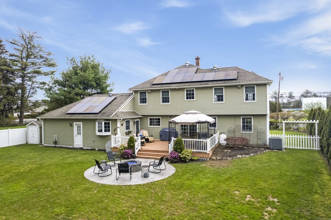 Photo of 511 Salmon Brook Street