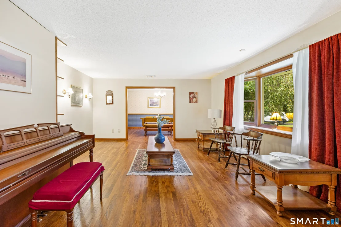 Photo of 116 Summit Road