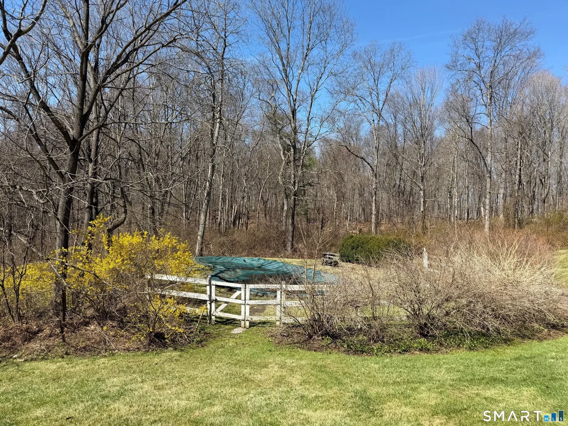 Photo of 197 Skyline Ridge Road