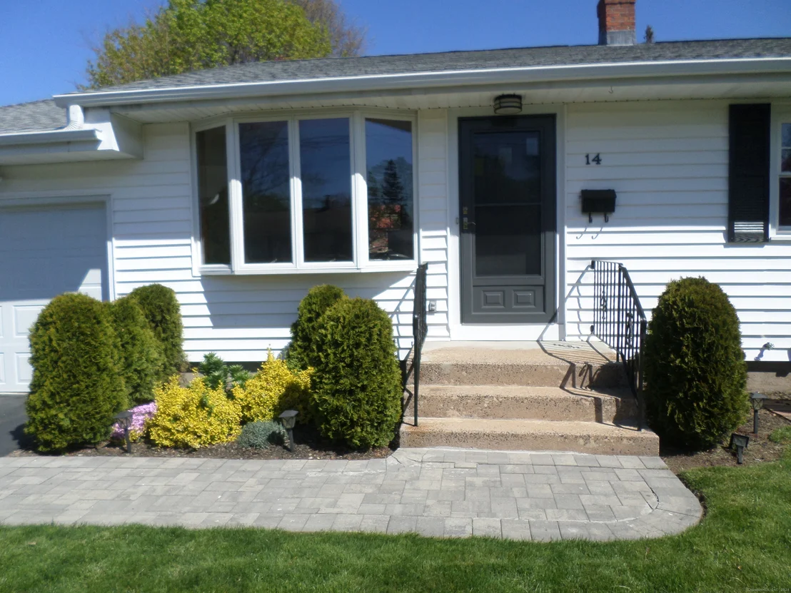 Photo of 14 Village Circle