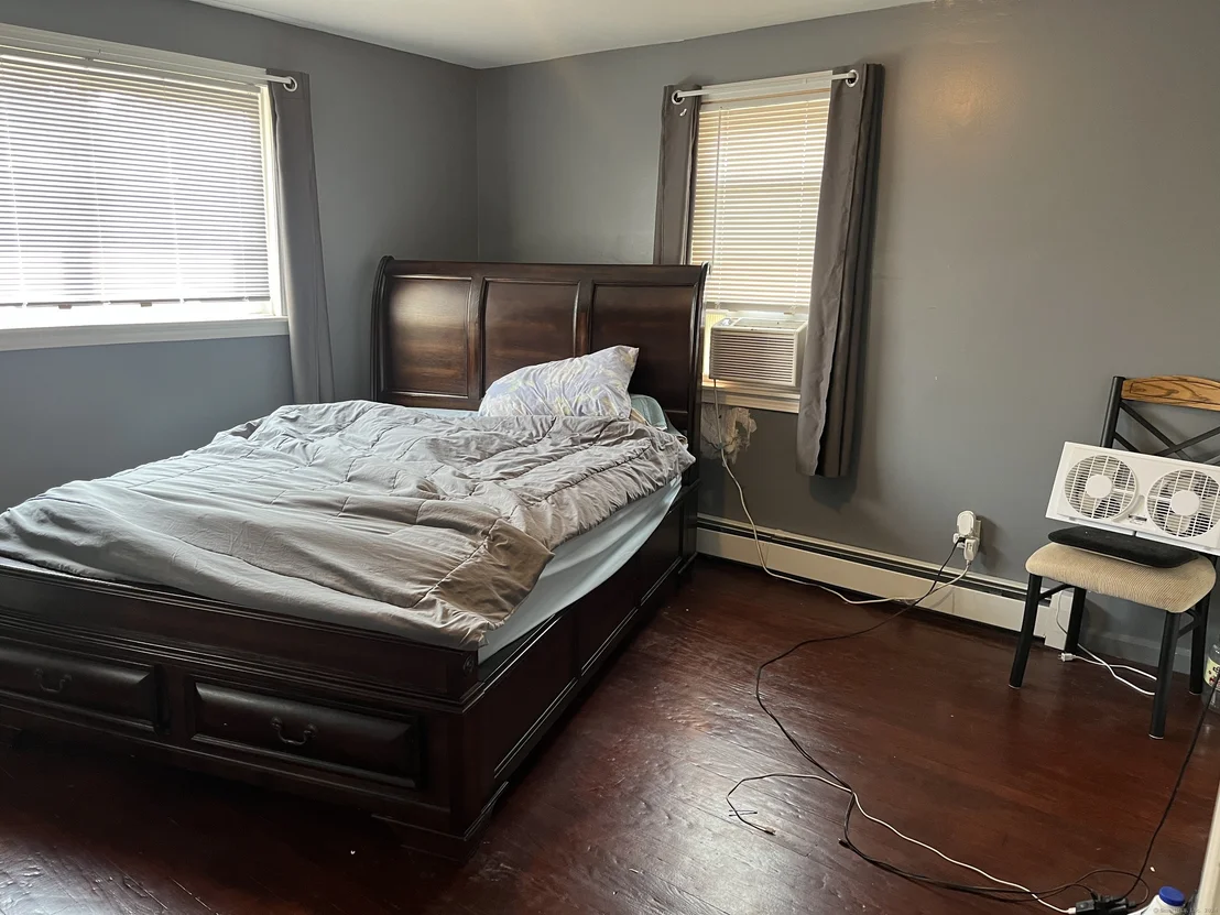 Photo of 281 Mill Plain Avenue