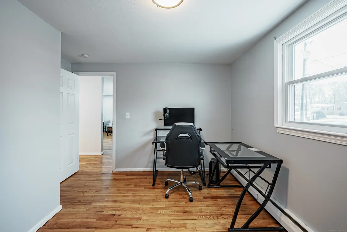 Photo of 4 Robbin Road