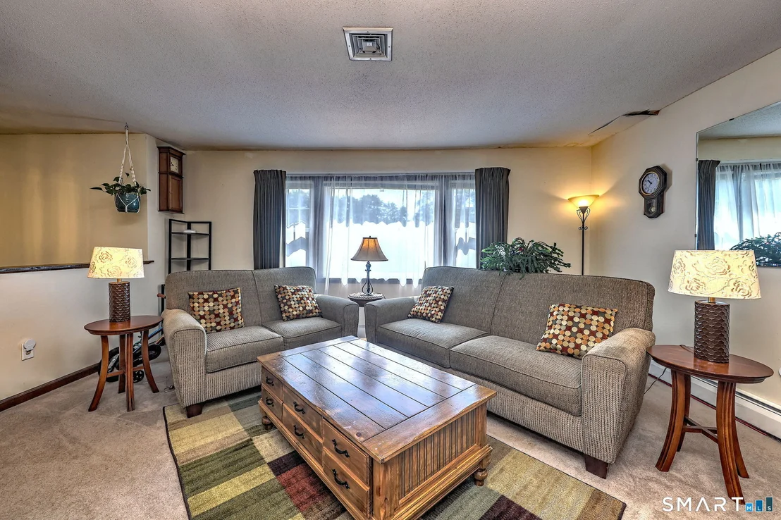 Photo of 10 Hodio Drive