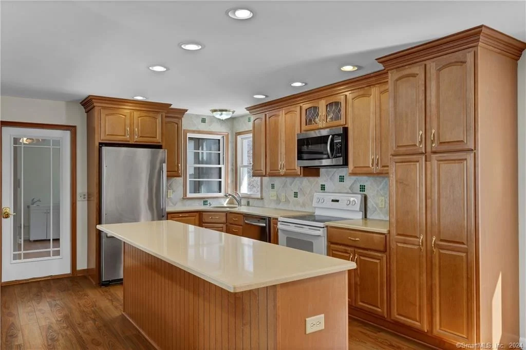 Photo of 309 Savage Hill Road