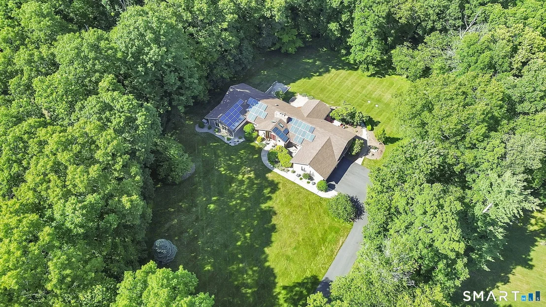 Photo of 70 Davis Road