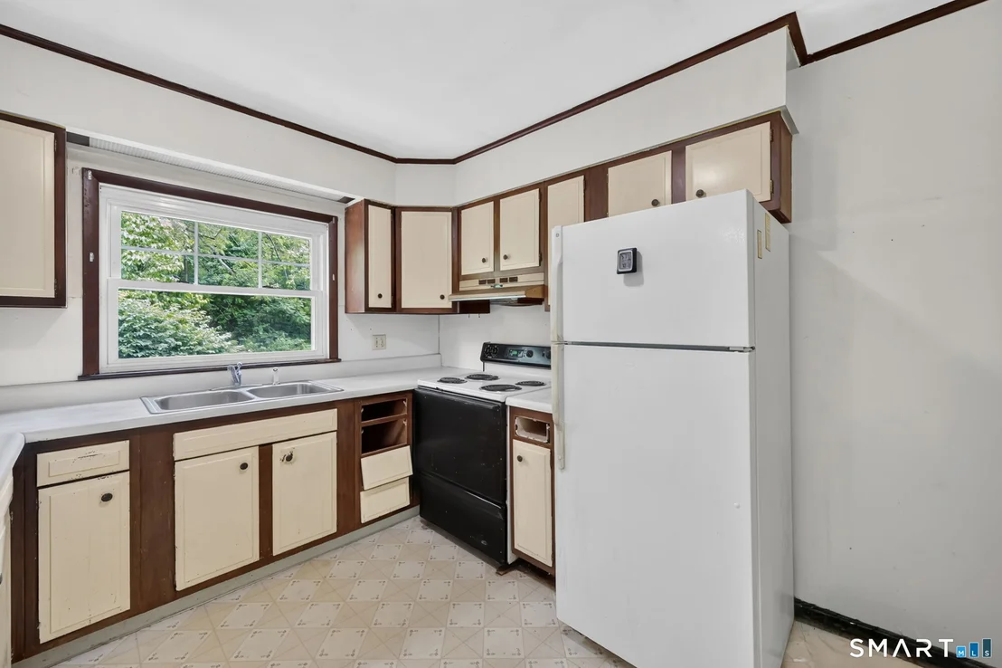 Photo of 64 Hoffman Road