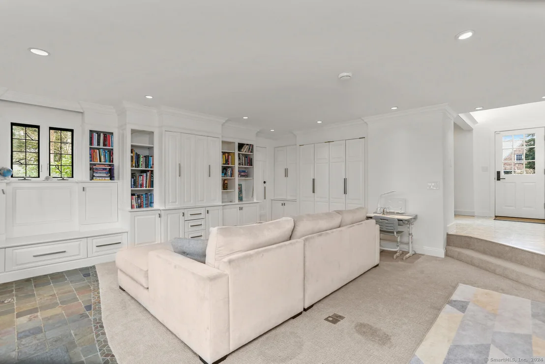 Photo of 84 Meadow Road