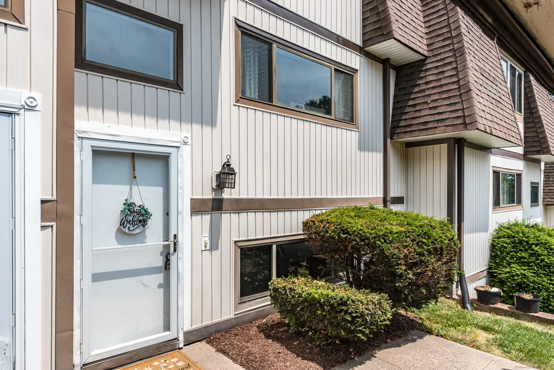 Photo of Unit 44 at 44 Shad Row