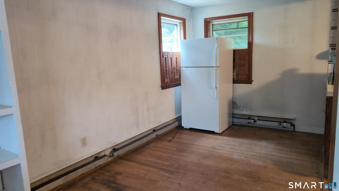 Photo of 11 Sunset Avenue