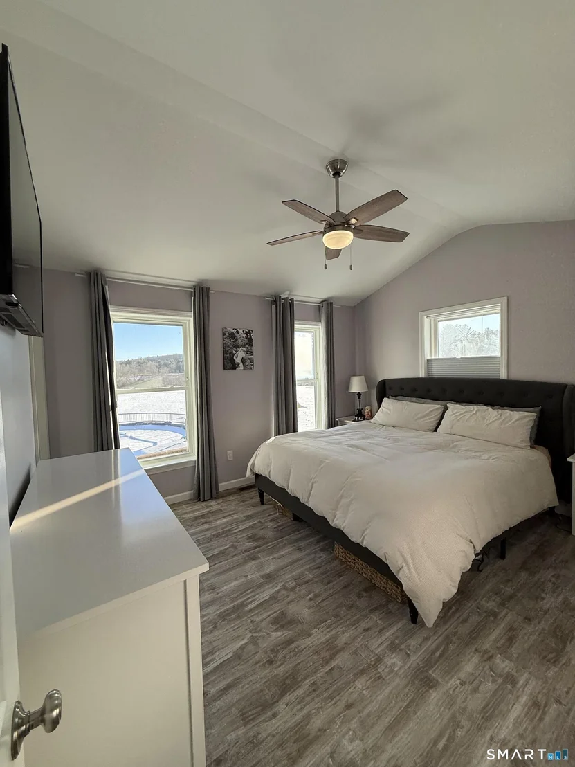 Photo of 380 Mashentuck Road
