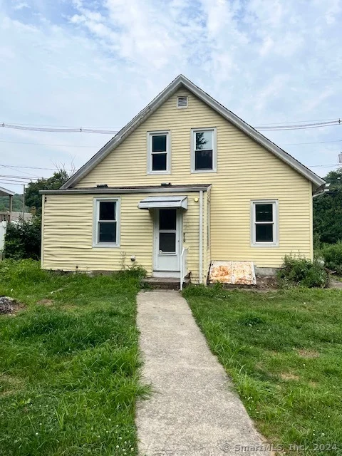Photo of 294 Maple Avenue