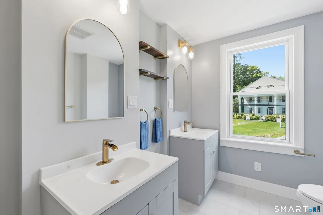 Photo of 369 Thompson Road