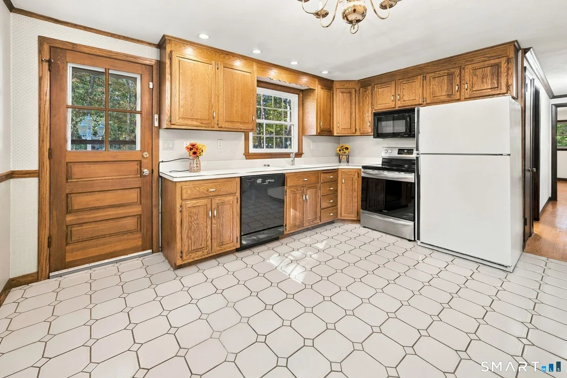 Photo of 252 Twin Hills Drive