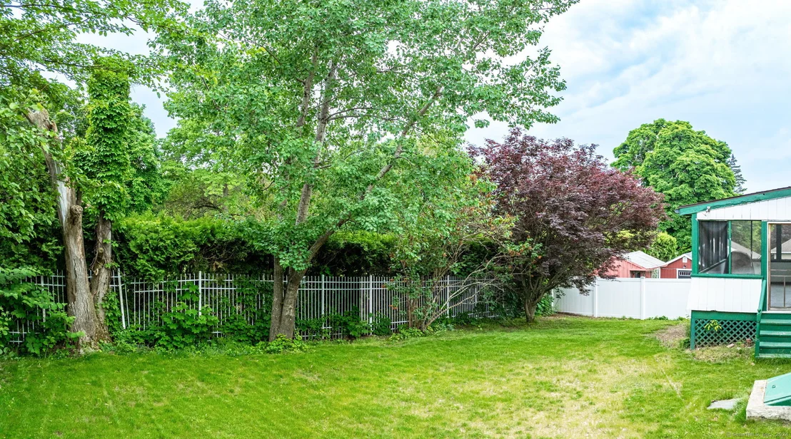 Photo of 1 Spier Avenue