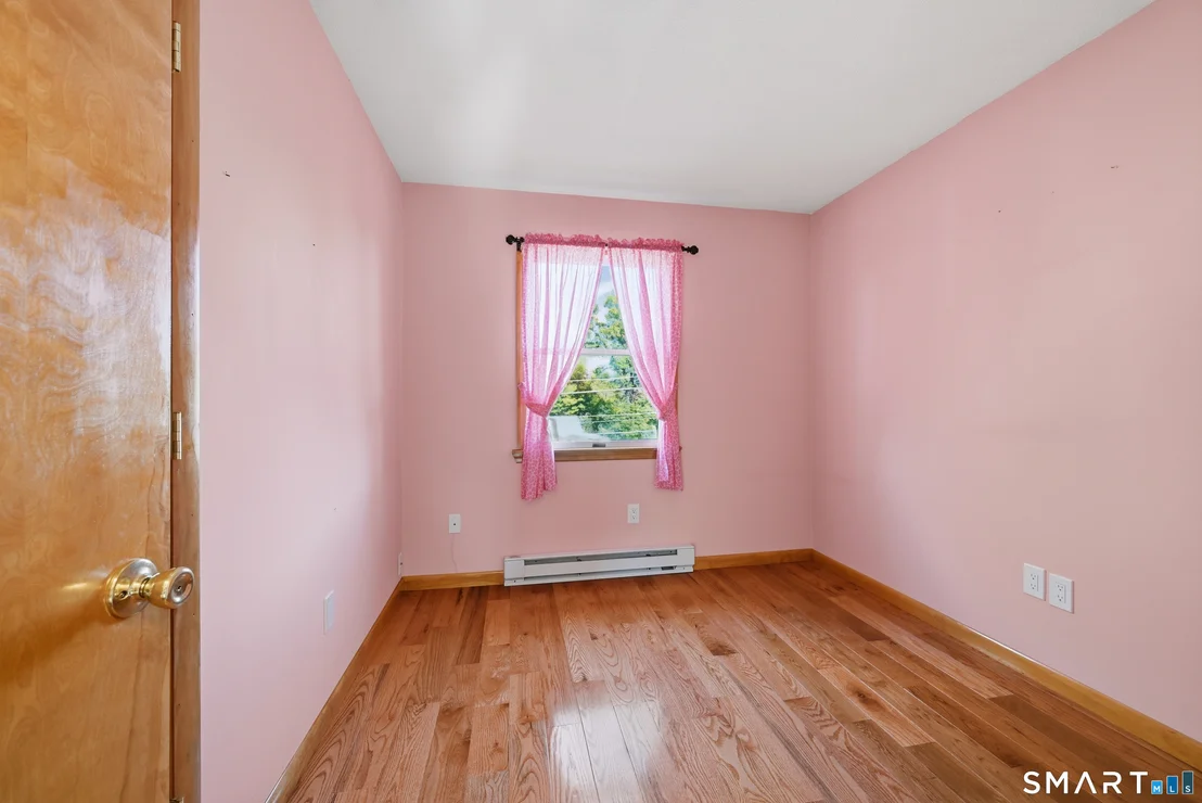 Photo of 2 Ken Oaks Drive