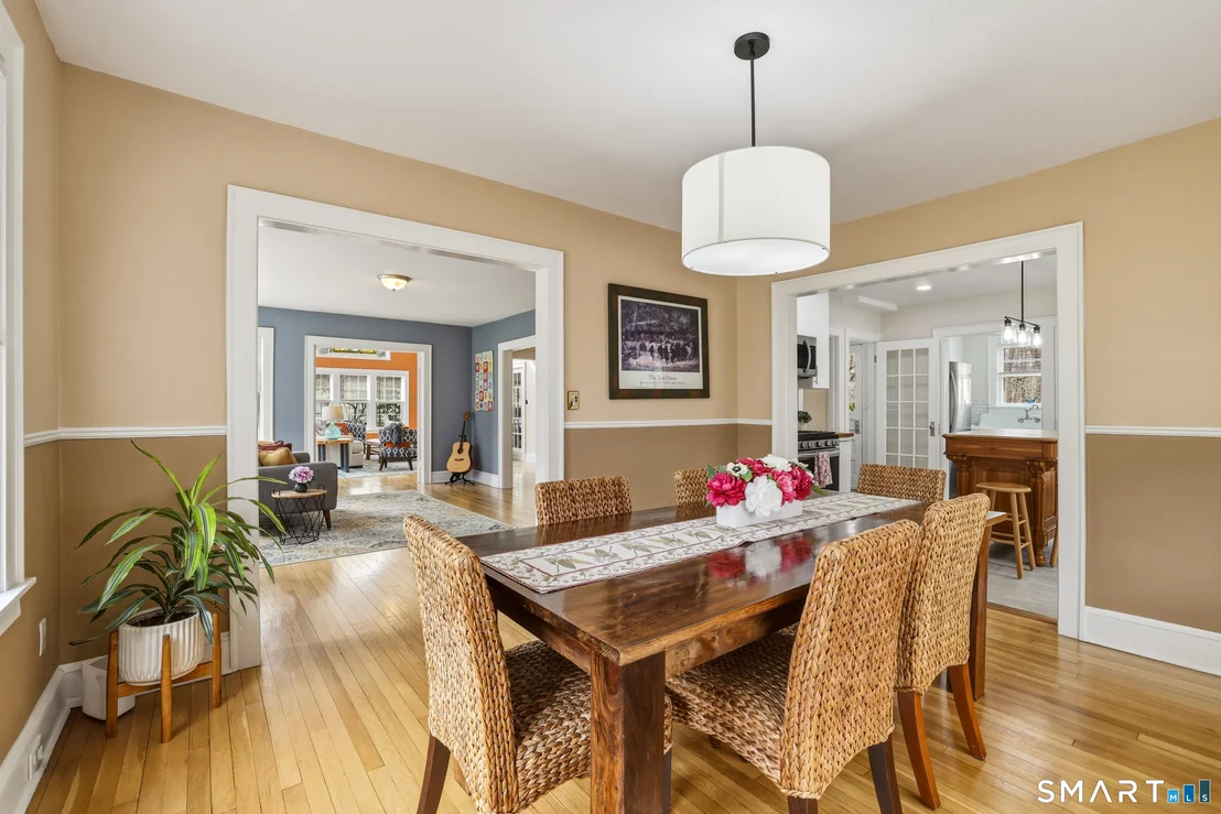 Photo of 365 Maple Avenue