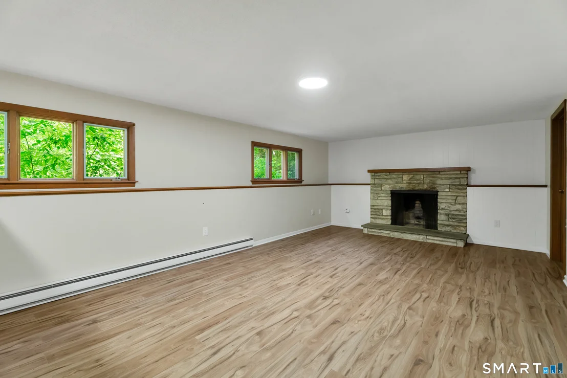 Photo of 25 Obtuse Hill Road