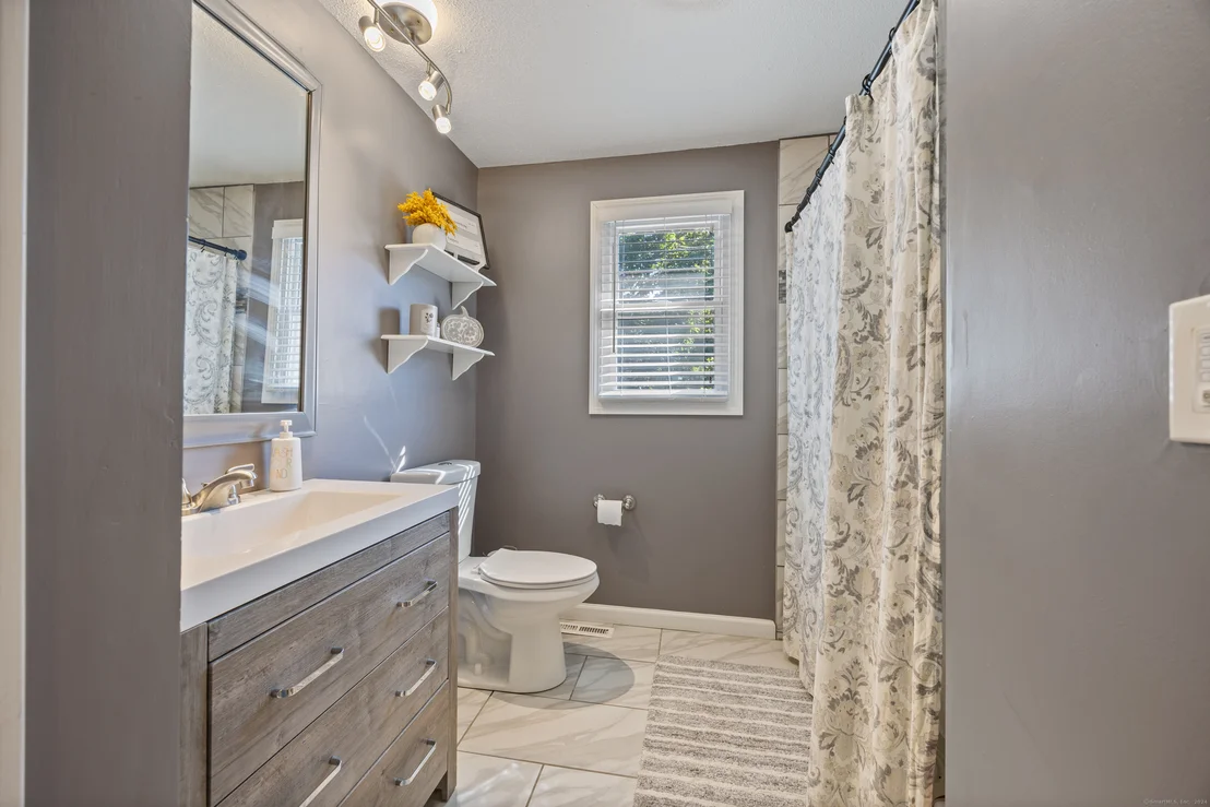 Photo of 7 Westwood Circle