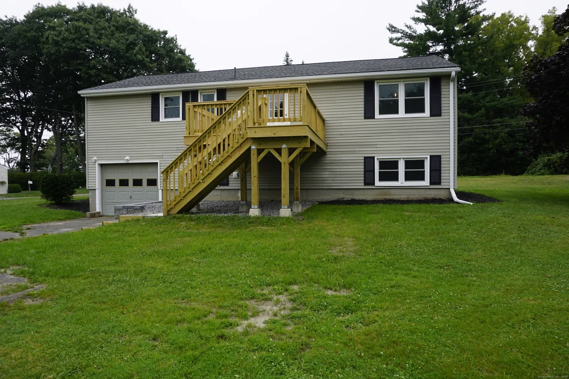 Photo of 586 Charles Street
