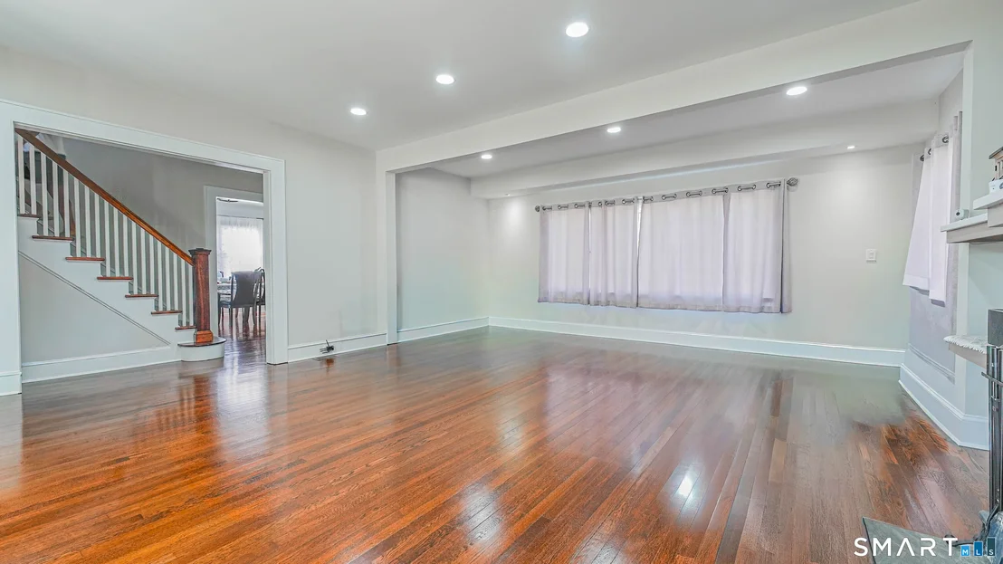 Photo of 1210 Laurel Avenue