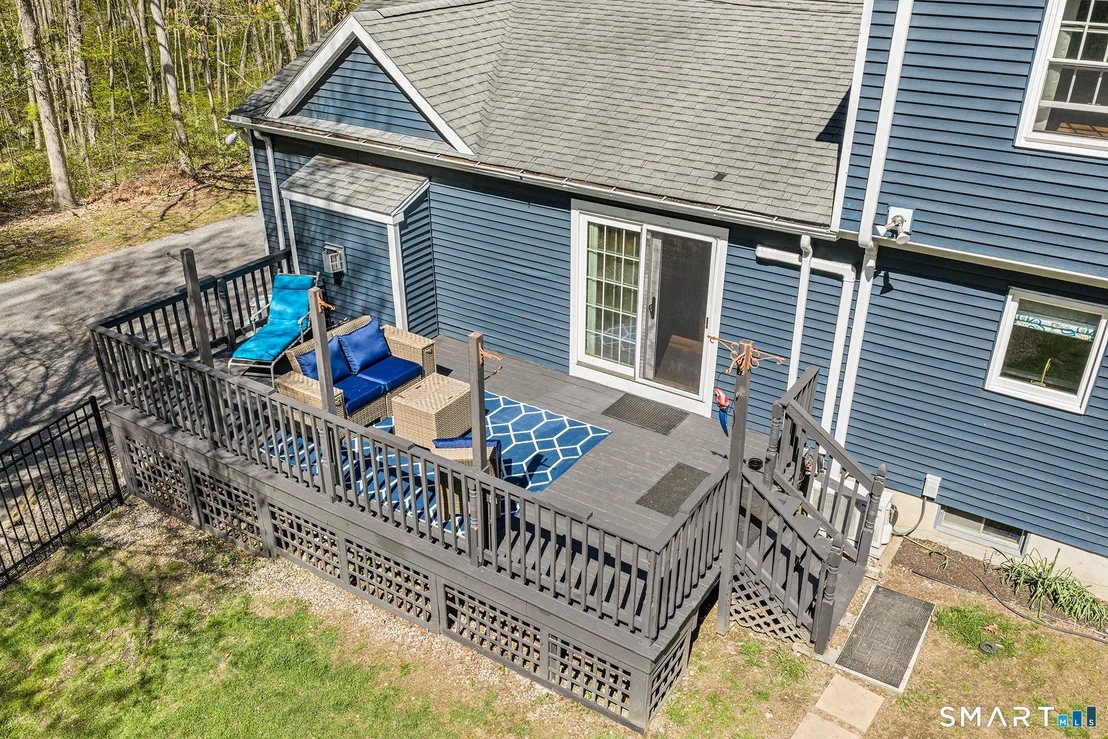 Photo of 1169 Flanders Road