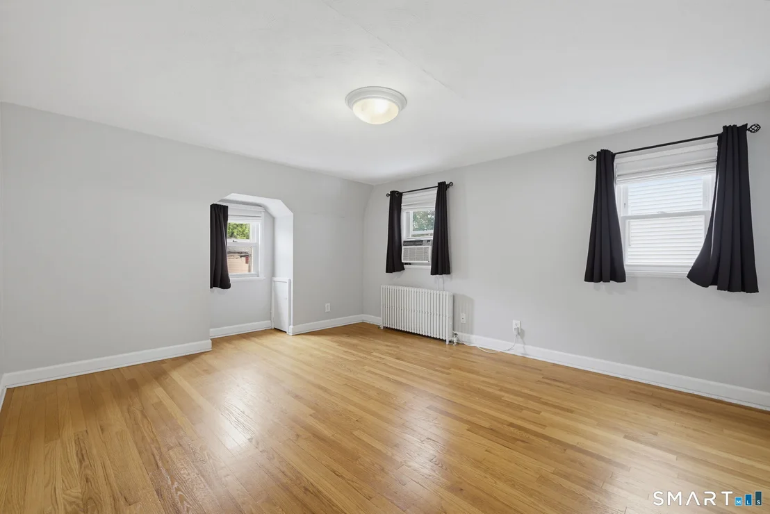 Photo of 38 Harding Avenue