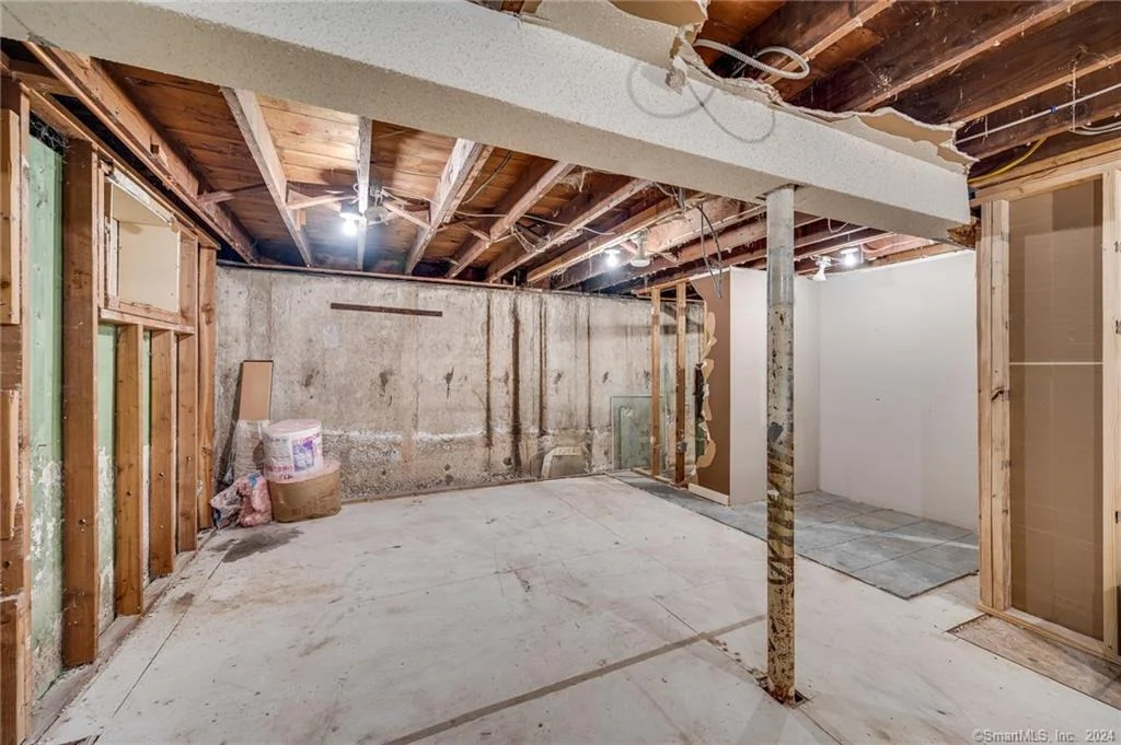 Photo of 402 Long Hill Road