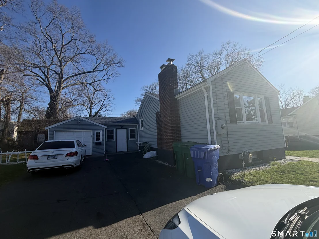 Photo of 75 Elizabeth Avenue