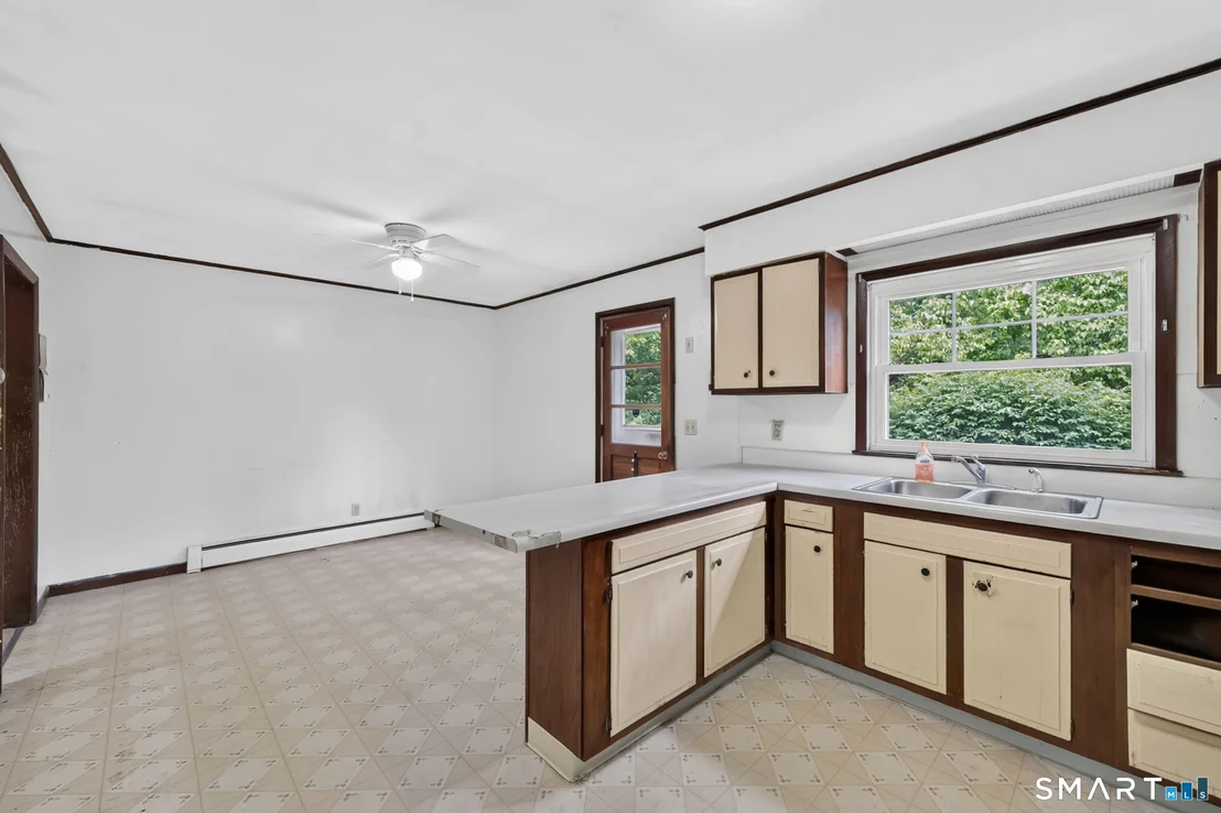 Photo of 64 Hoffman Road