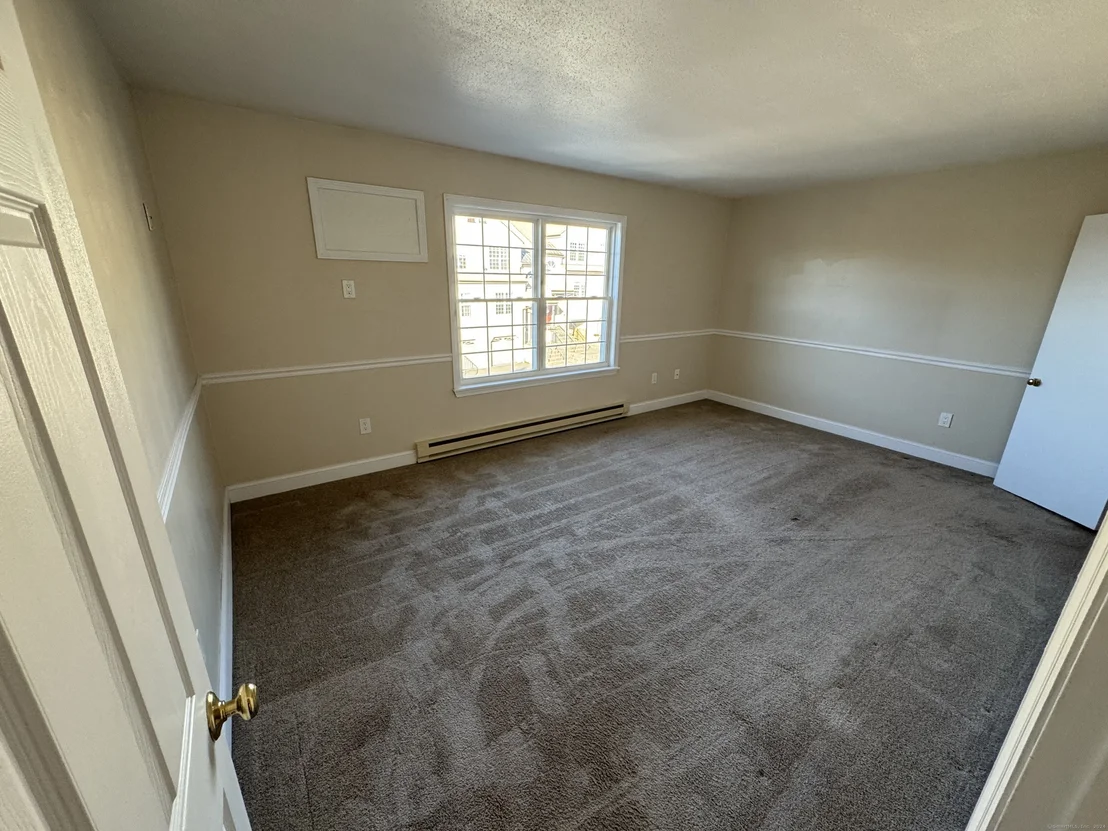 Photo of Unit APT3 at 10 Taft Point