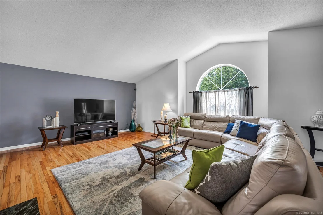 Photo of 15 Jersey Drive