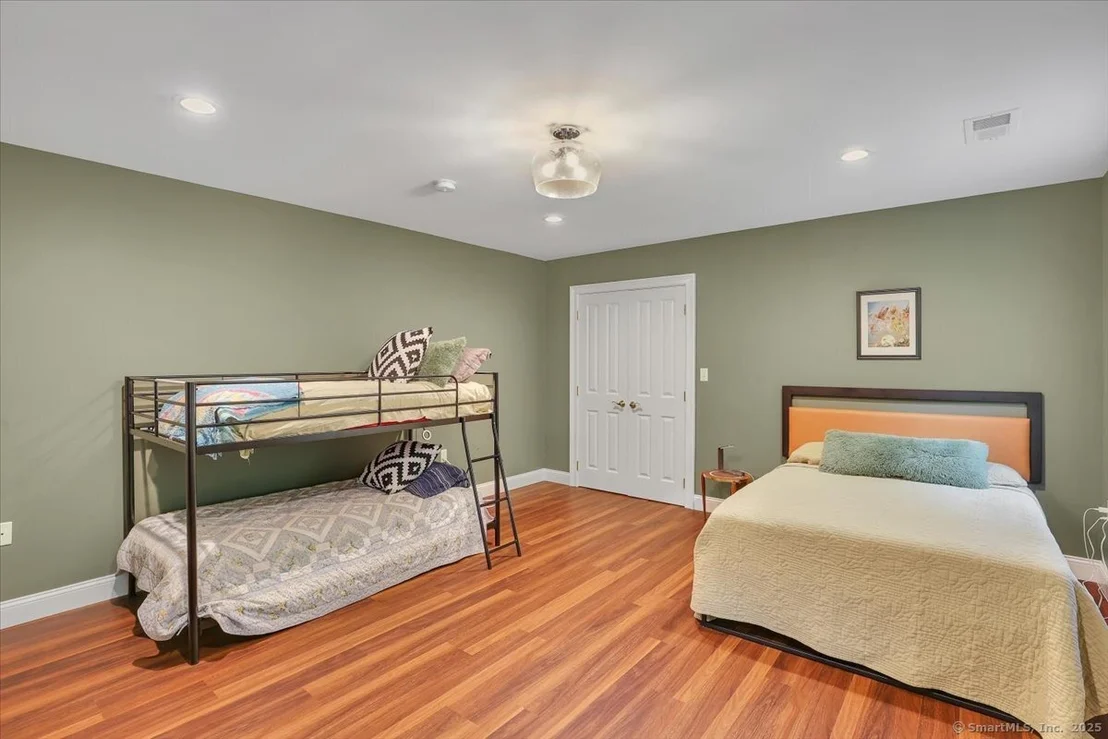 Photo of 152 Cheney Lane