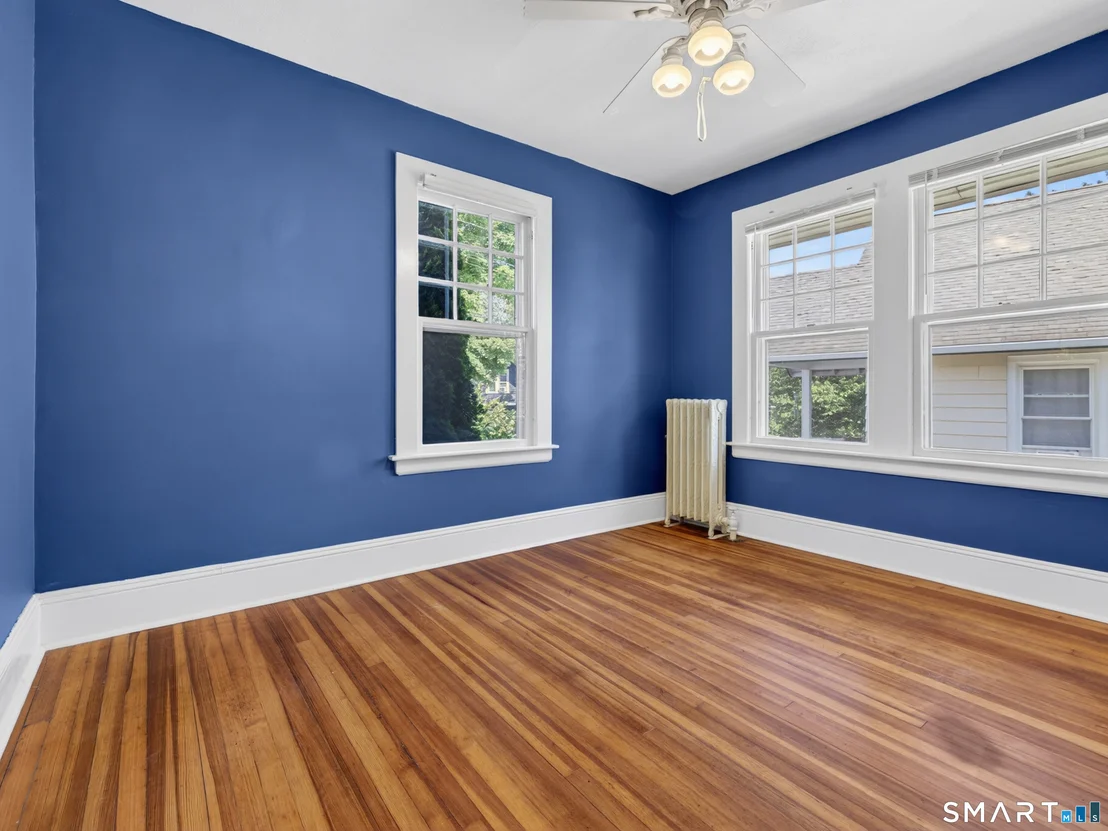 Photo of 43 Hedge Avenue